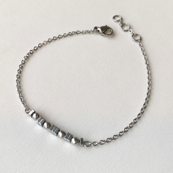 NWT✨ Beautiful Bar Bracelet Set! - Picture 2 of 3